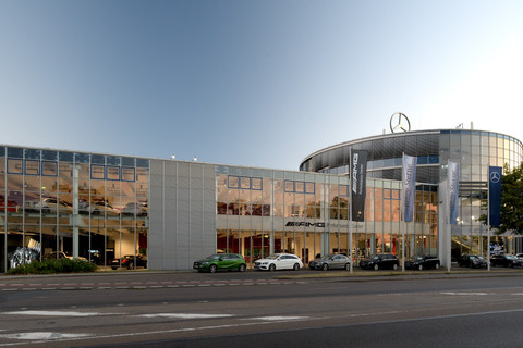 STERNAUTO GmbH